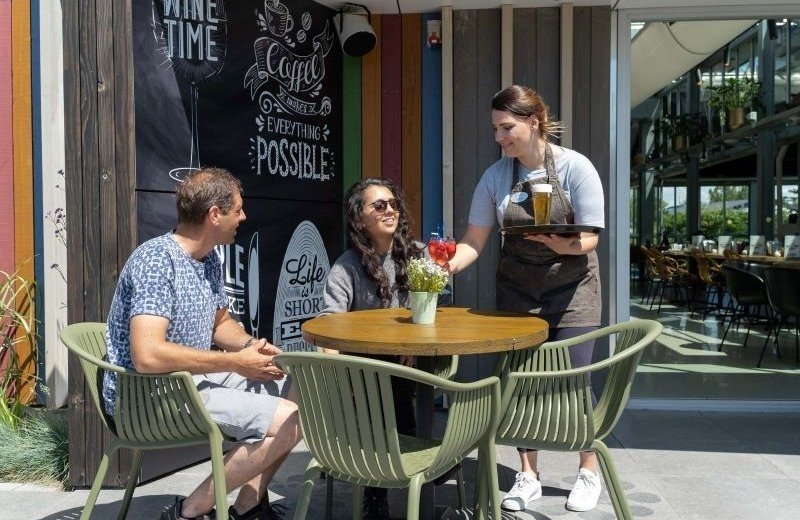 Koningshof camping rijsnburg terrasse